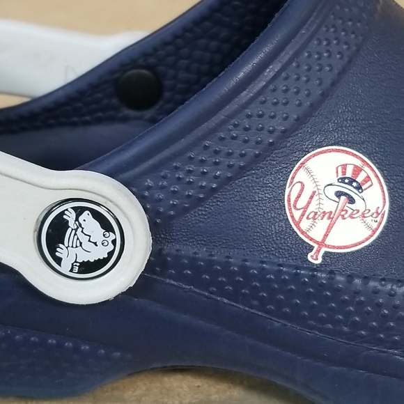 new york yankees crocs